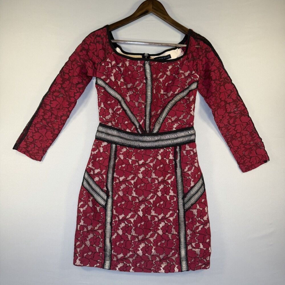 Endless Rose Applique Mini Dress Women Sz M Red Lace On Beige Lining Zip Up Dres